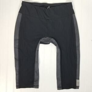 Jofit Capri Workout Pant Back Pockets Black SM